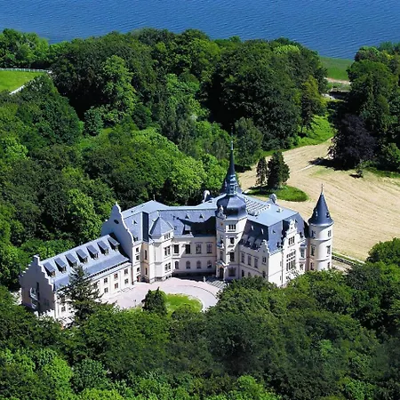 Schloss فندق 4*