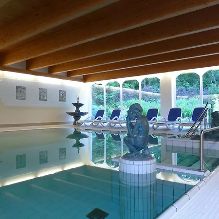فندق Schloss 4*